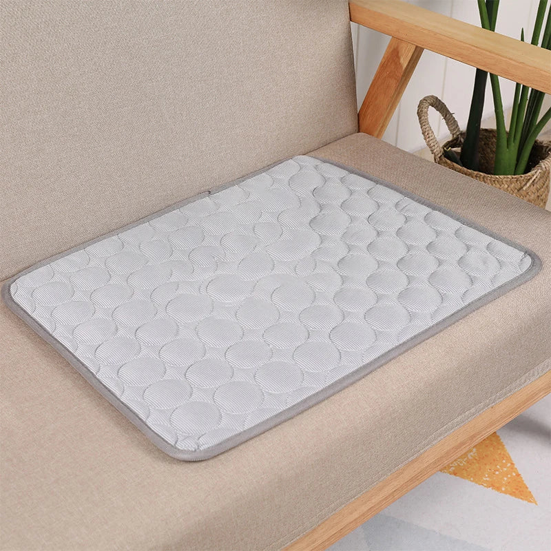 Cooling Mat Extra Large Summer Pet Cold Bed for Small Big Dogs Cat Ice Pad Blanket Pet Accessories